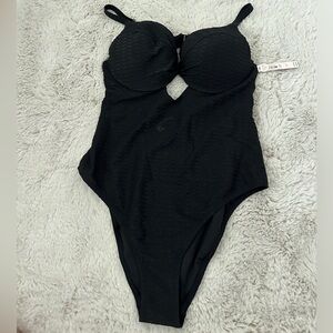 Victoria’s Secret the twist one piece swimsuit